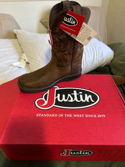 Justin boots size 8 D new
