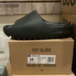 Yeezy Slide 10m 