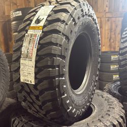 37135017 TOYO M/T Truck Tires