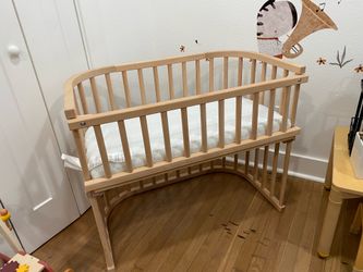 Babybay Bedside Bassinet ( All natural)
