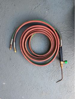 Torch hoses for acetylene and oxygen
