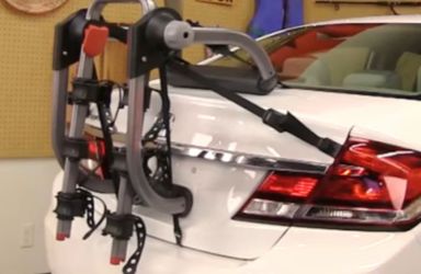 Yakima KingJoe Pro 3 Trunk Bike Rack – Holds 3 Bikes