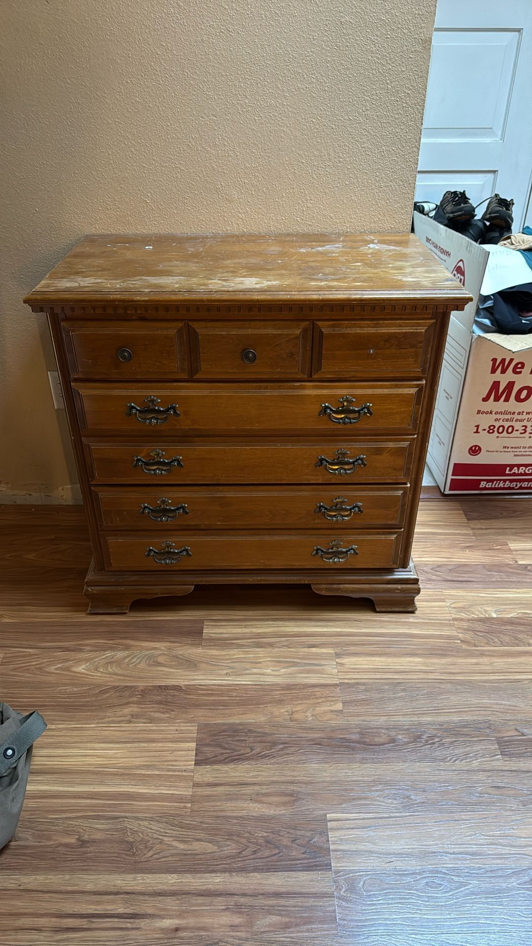 Dresser