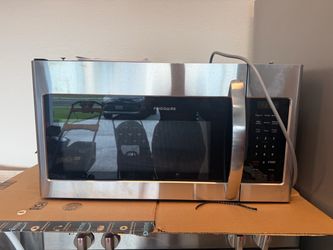 FRIGIDAIRE STAINLESS APPLIANCE PACKAGE – RANGE, MICROWAVE & DISHWASHER