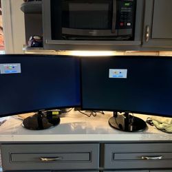 PAIR of Samsung 27" CF39 1800R VA Panel AMD FreeSync Curved Monitor