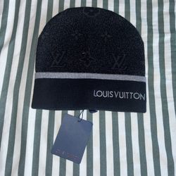 Louis Vuitton Black Gray Logo Beanie Hat Women's Monogram Stripe Casual