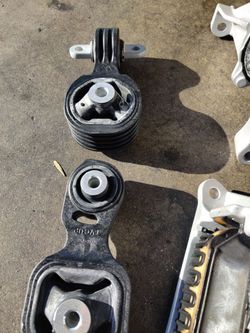 Honda Accord 2018-2022 1.5 turbo motor mounts
