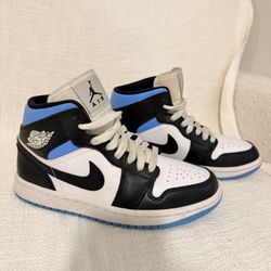 Jordan 1 “ University Blue” women’s size 6.5