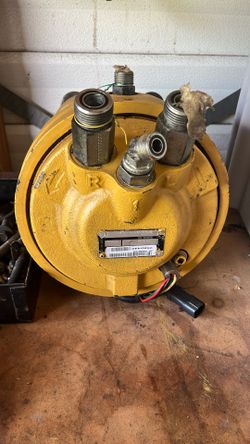 Carte-pillar Bobcat Tool  