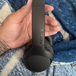 Sony Xtra Bass Wireless Headphones 