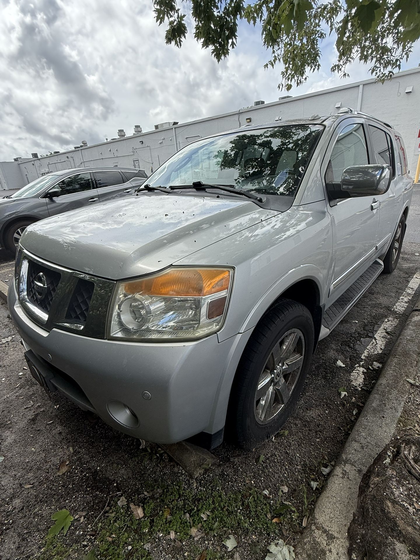 2010 Nissan Armada