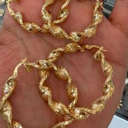  Gold Hoops