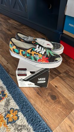 Vans CRAYOLA SIZE 6.5 