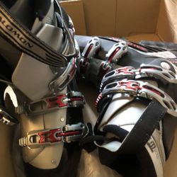 Salomon Ski Boots 