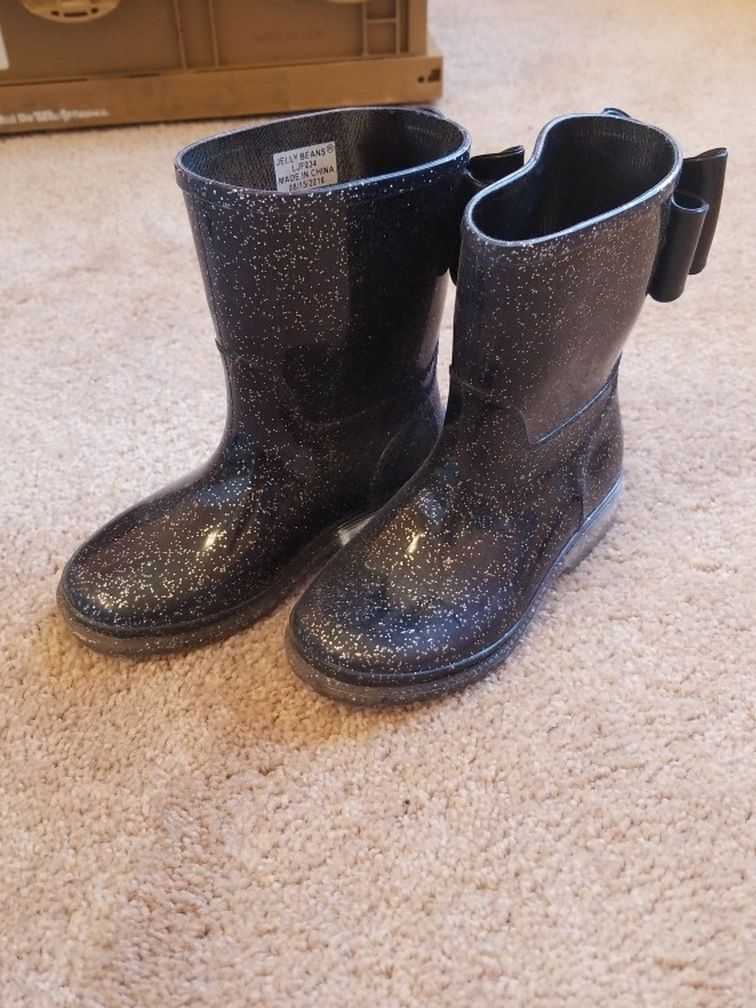 Girl Rain Boots Size 6