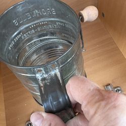 Flower sugar swifter