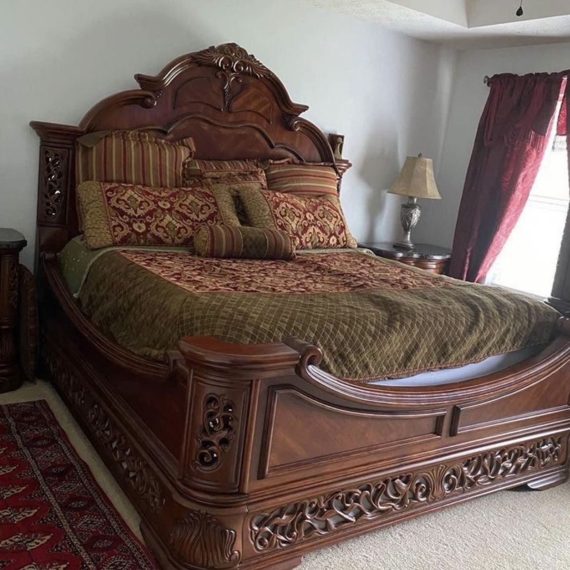Excelsior Bedroom Set Sonia Pearl Lacquer Platform Bedroom Set With