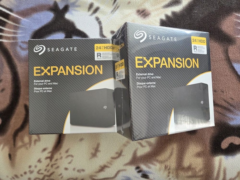 Seagate Expansion 24TB External Hard Drive