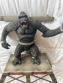 McFarlane "King Kong" Feature Film Figures