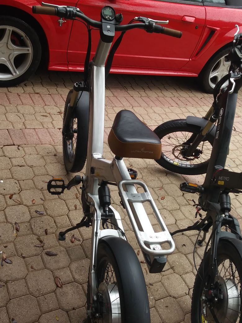Metro A2B Shima Electric Bikes