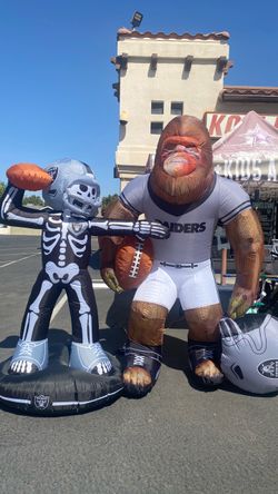 Inflatables Raiders go Raiders