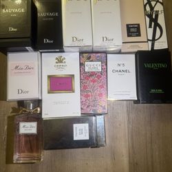 Woman And Men Fragrances 
