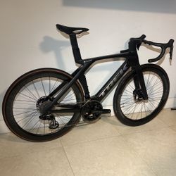 TREK MADONE!!! FOR SALE!!! ONLY SERIUS BUYERS!!!