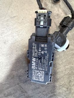 OEM BMW 5 Series G60 Front Bumper Wiring Harness with PDC Parking Sensors and Comfort Access Antenna