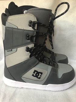 DC 11 M Snowboard Boots