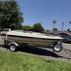 Bayliner Boat