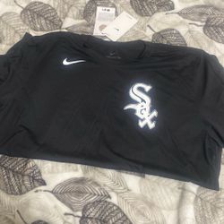Nike White Sox XL Men's With Tags