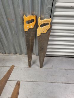 Set Of 2 Hand Saw