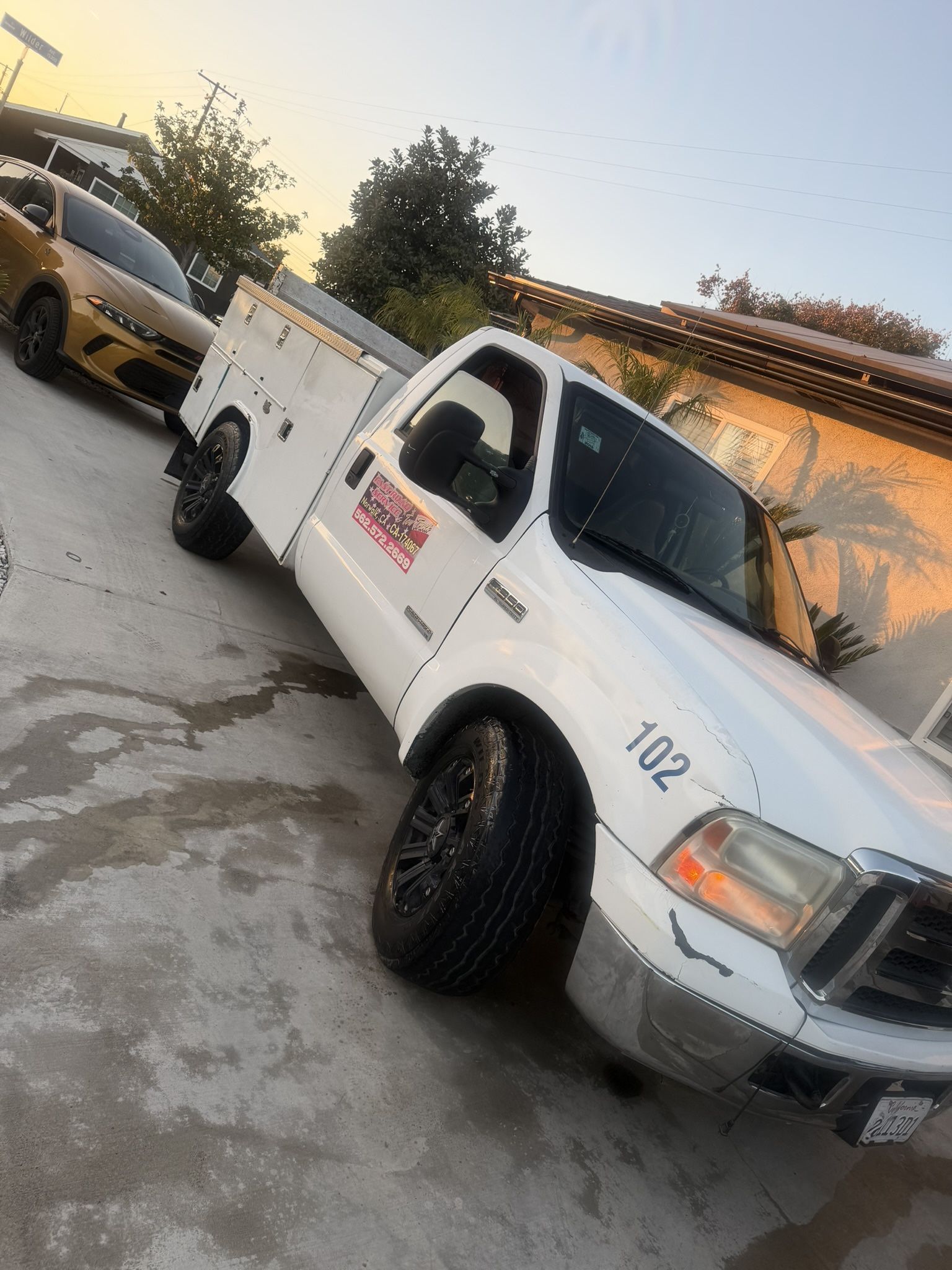 2004 Ford E-350