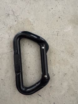 Omega USA carabiner
