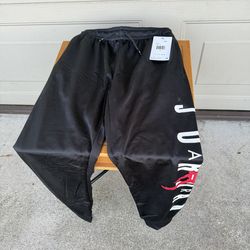 Black Nike Air Jordan Jumpman Jogger Pants for boys size medium