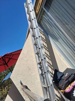 24ft aluminum ladder FOR SALE