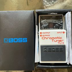 Boss TU-3 chromatic tuner