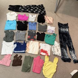 27 Women’s XS Summer Tops. ( Shirts, Dress, Jumpsuit,poncho)