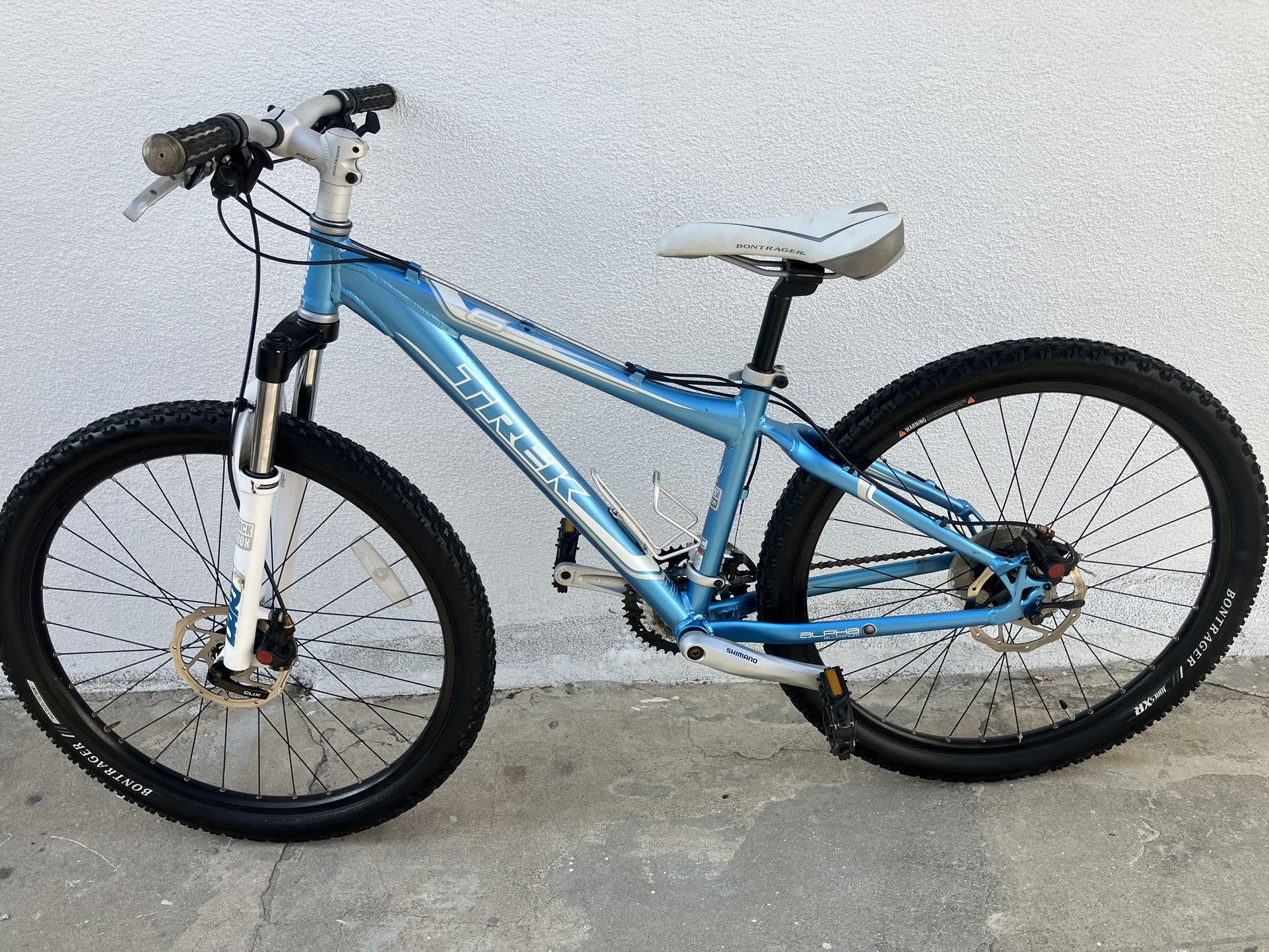 Trek. 6 Series. Mountain Bike. Disc Brakes. 14.5 Inch Frame.