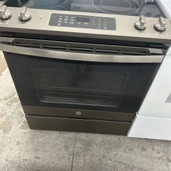 Brand New Glass Top Slide In Stove