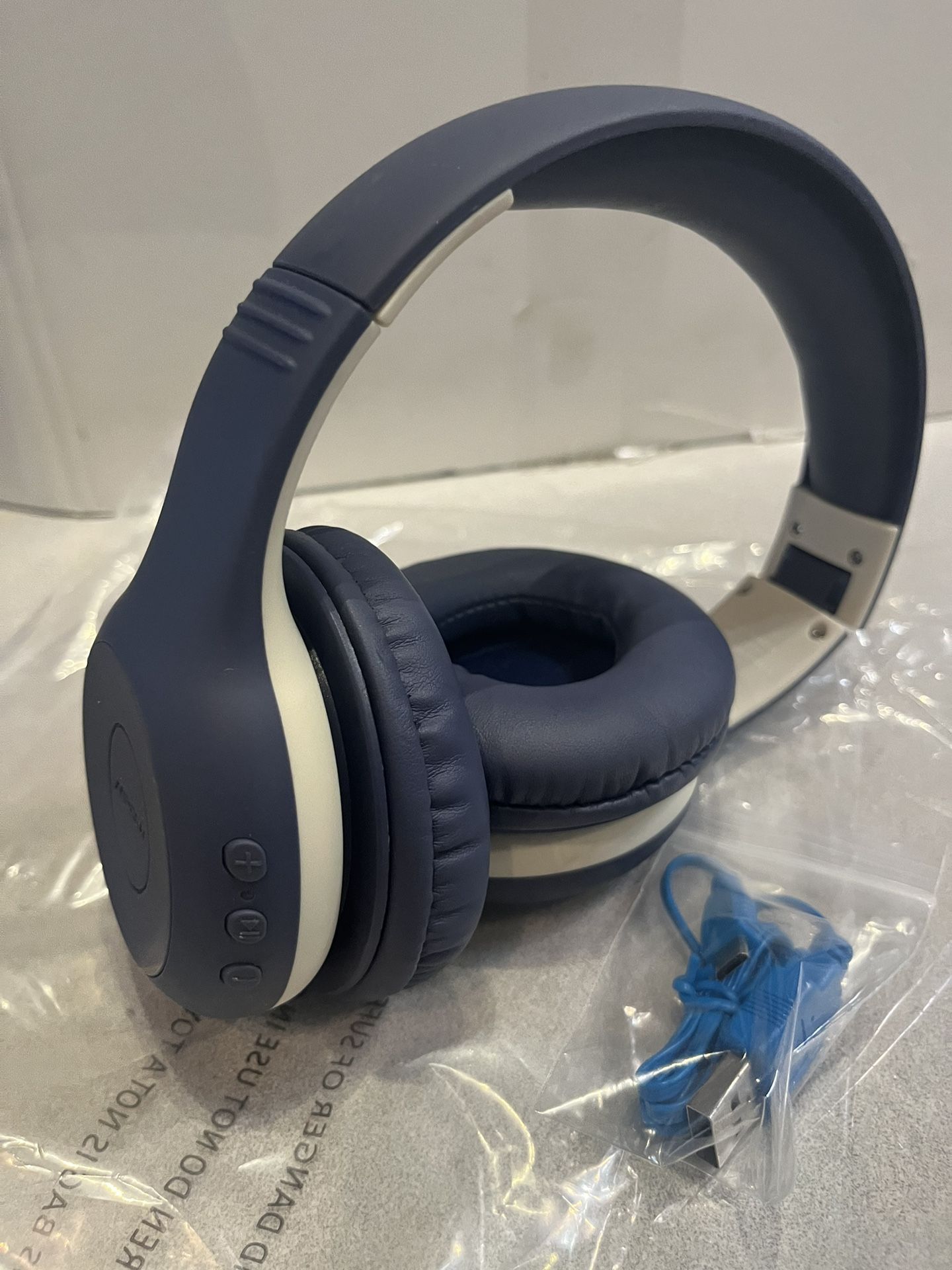 MPOW CH6 Plus kids Bluetooth headphones-Navy