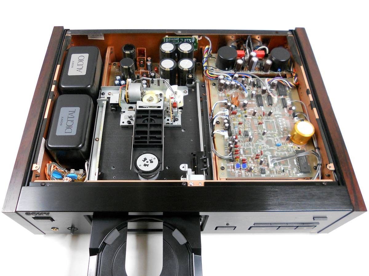Sony CDP-X77ES High End CD Player for PARTS or REPAIR for Sale in