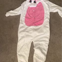 Costume