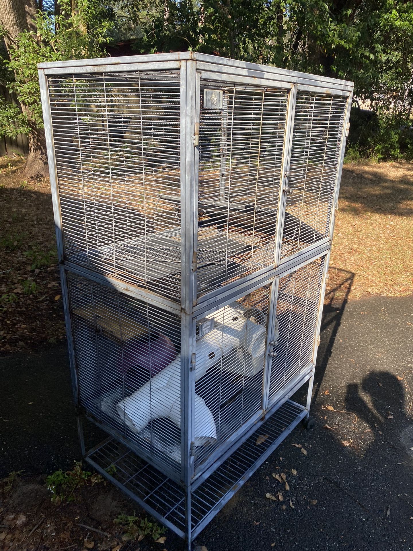 Large Animal Cage for Sale in Tallahassee, FL OfferUp