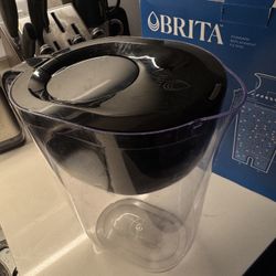 Brita Pitcher w/ 6 filters