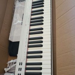Nikomaku Piano 