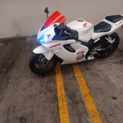 02 Cbr 600