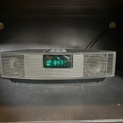Bose Wave Stereo Radio Digital Alarm Clock