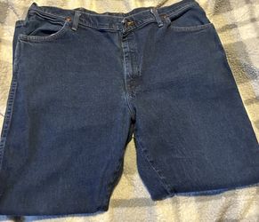 Men’s Wranglers size 42/30