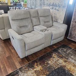 New Lyndon Chenille Reclining Loveseat With Console Cupholders